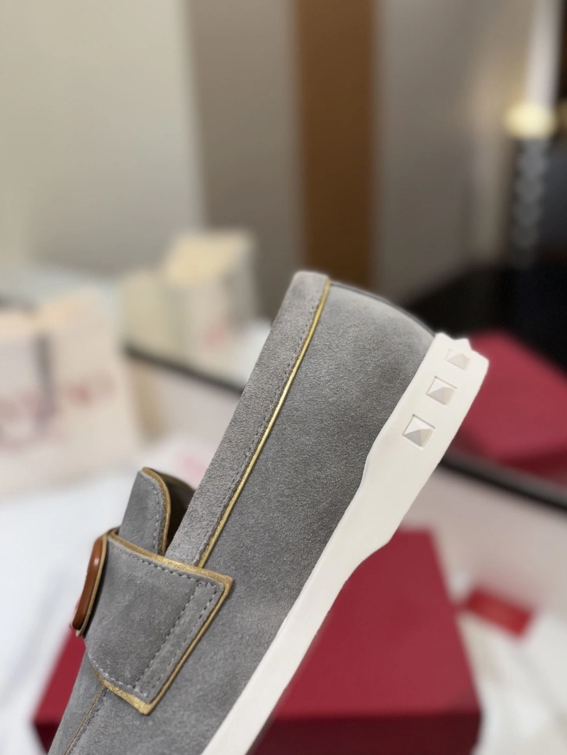 Trendy Vxlxntino Leather Shoes 230906