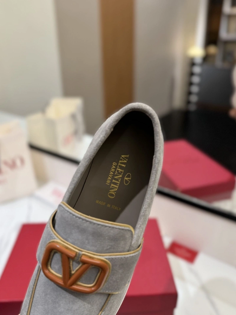 Trendy Vxlxntino Leather Shoes 230906