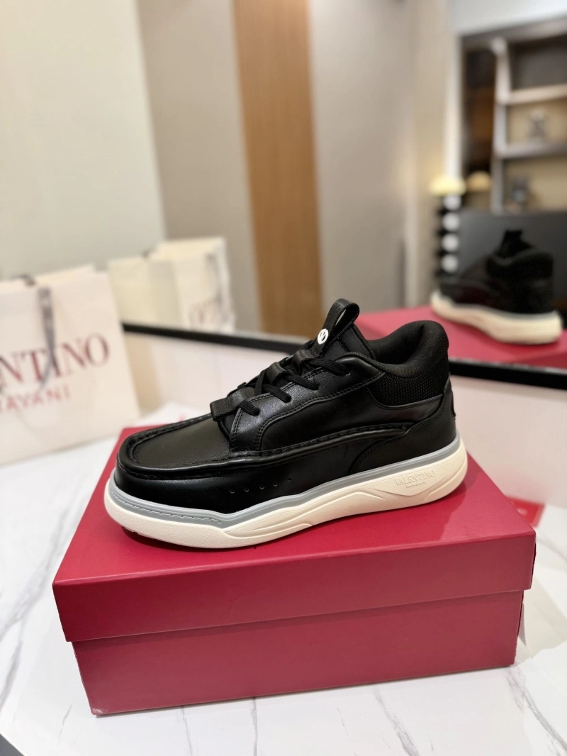 Bold Vxlxntino Sneakers 230861