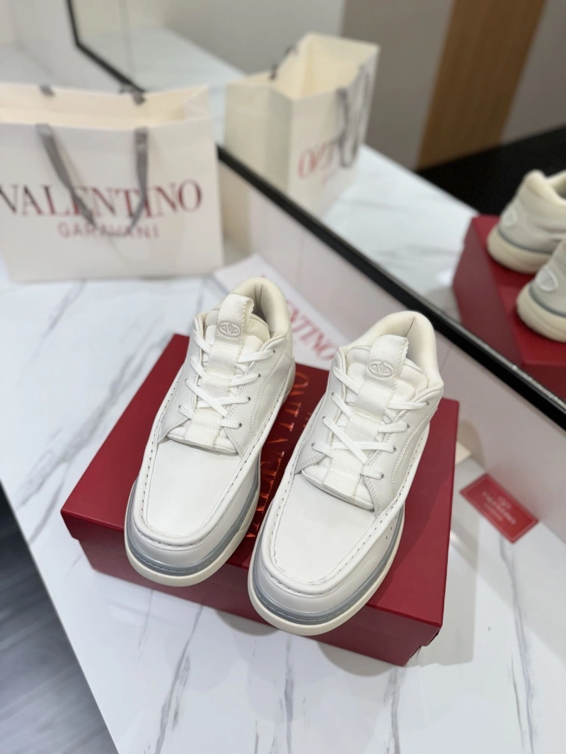 Durable Vxlxntino Sneakers 230863
