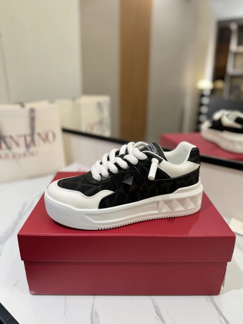 Functional Vxlxntino Sneakers 230864