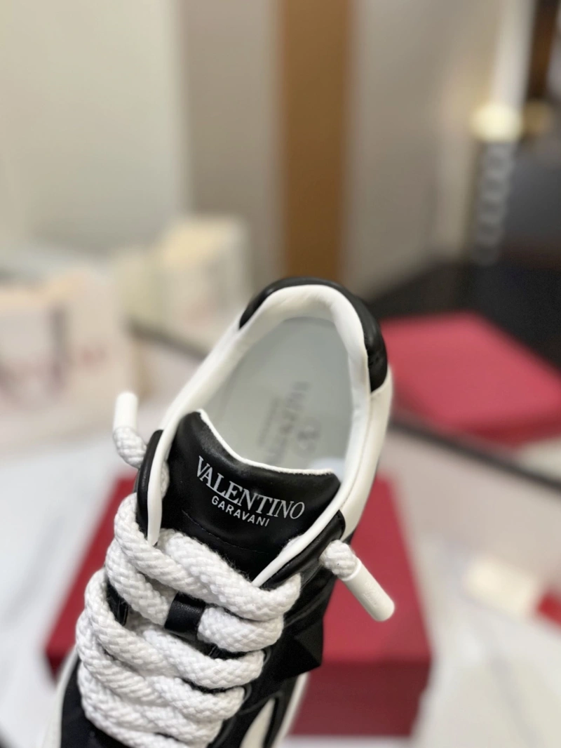 Functional Vxlxntino Sneakers 230864