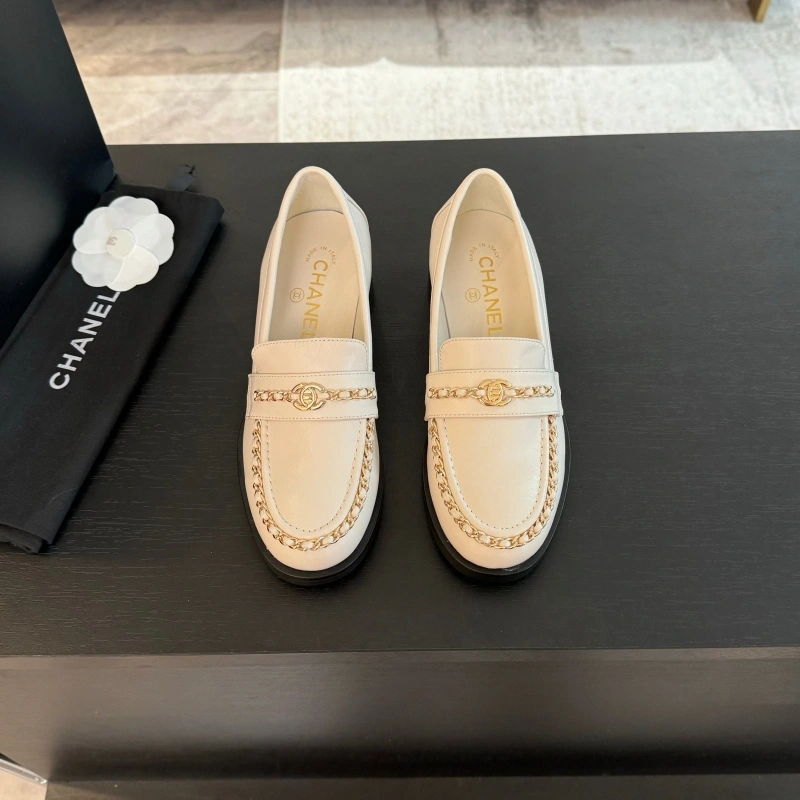 Soft Chxnxl Leather Shoes 125472