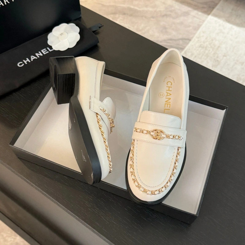 Soft Chxnxl Leather Shoes 125472