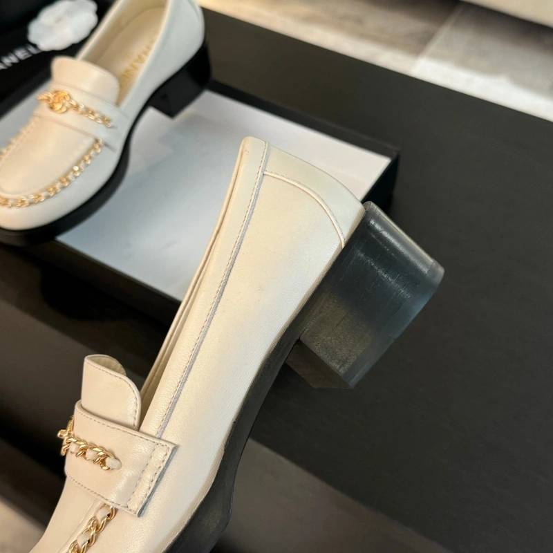 Soft Chxnxl Leather Shoes 125472