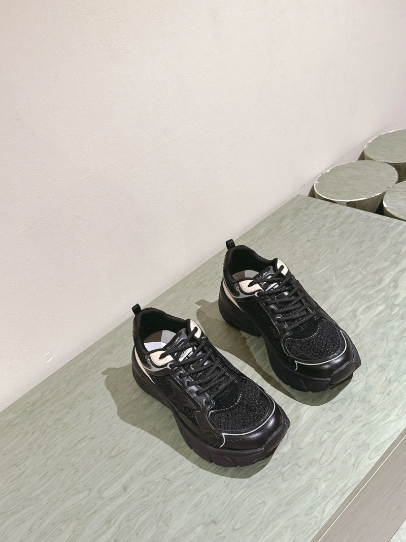 Lightweight Othxr Sneakers 214077