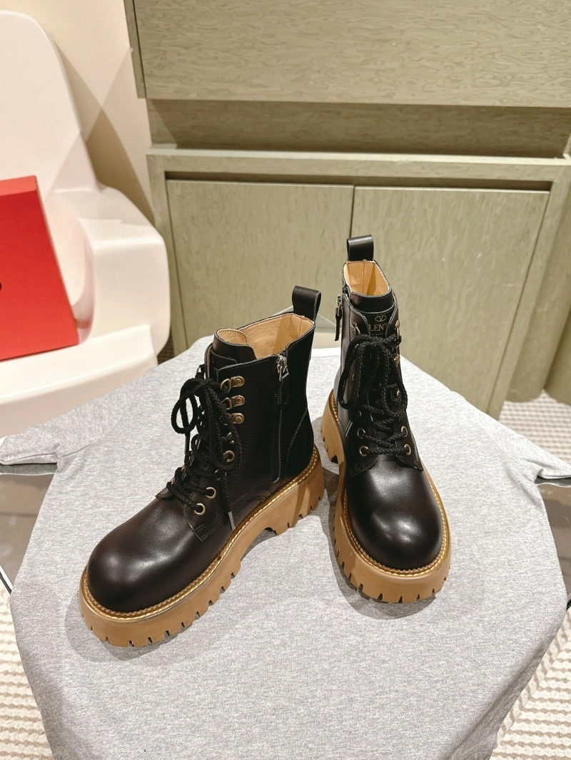 Stylish Vxlxntino Boots 231010