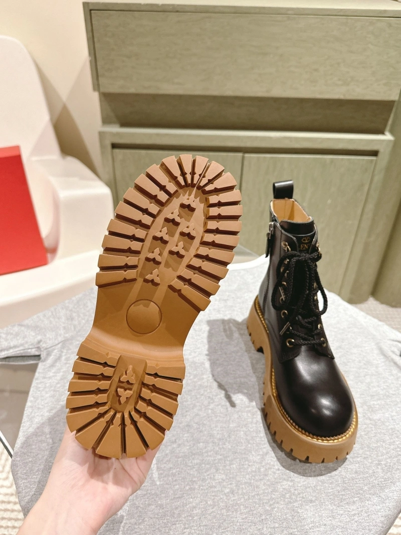 Stylish Vxlxntino Boots 231010