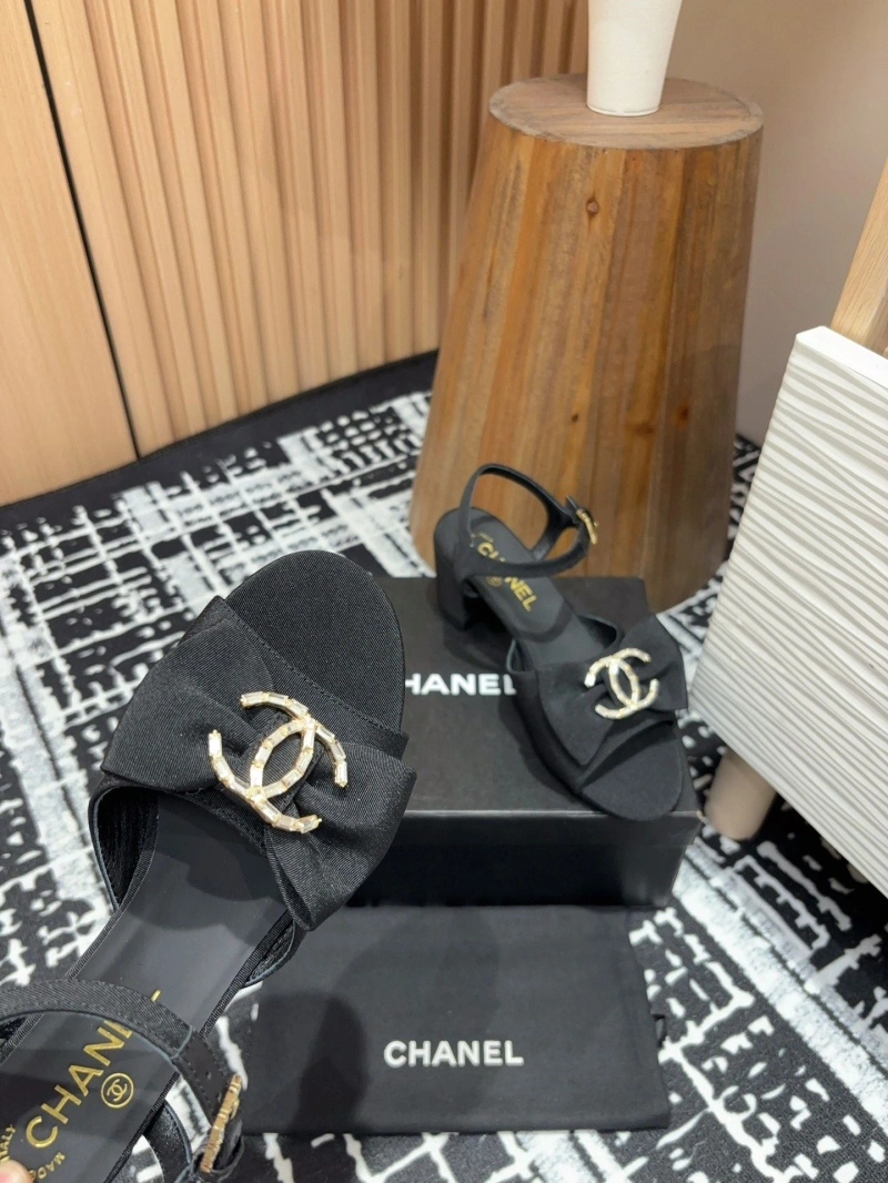 Trendy Chxnxl Sandals 125439