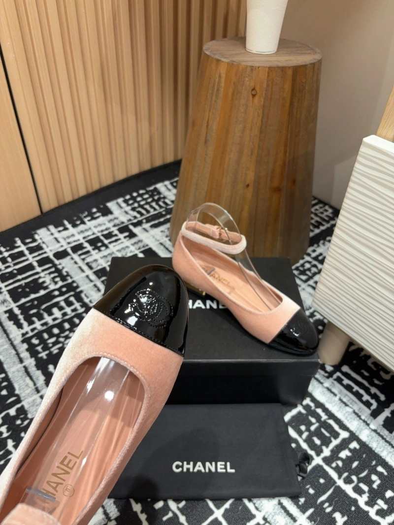 EyeCatching Chxnxl Flat Shoes 125594