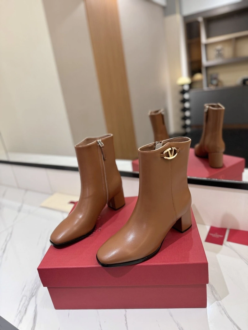Bright Vxlxntino Boots 230974