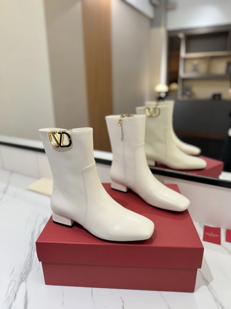 Unique Vxlxntino Boots 230959