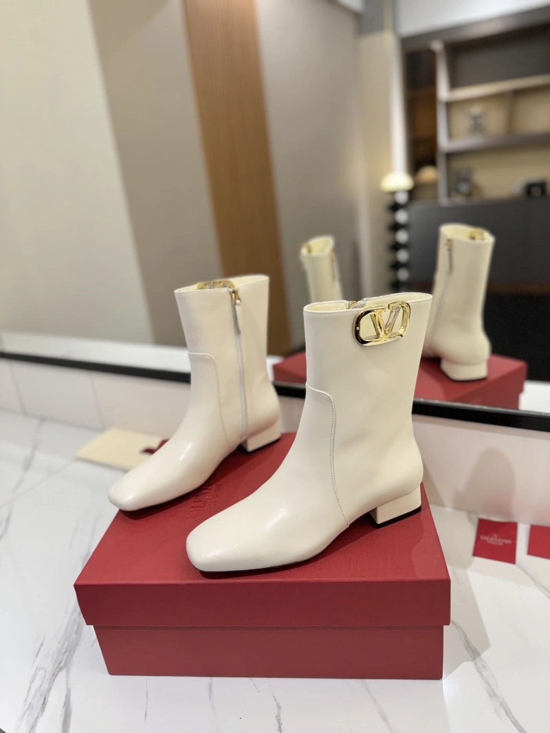 Unique Vxlxntino Boots 230959