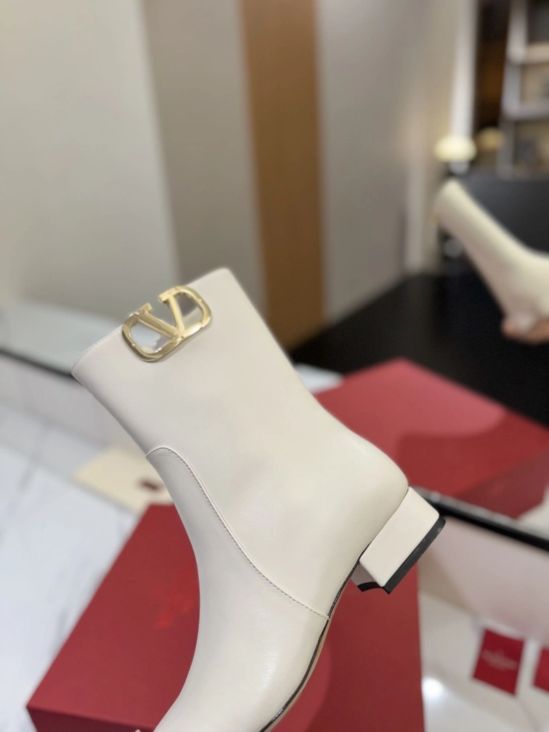 Unique Vxlxntino Boots 230959