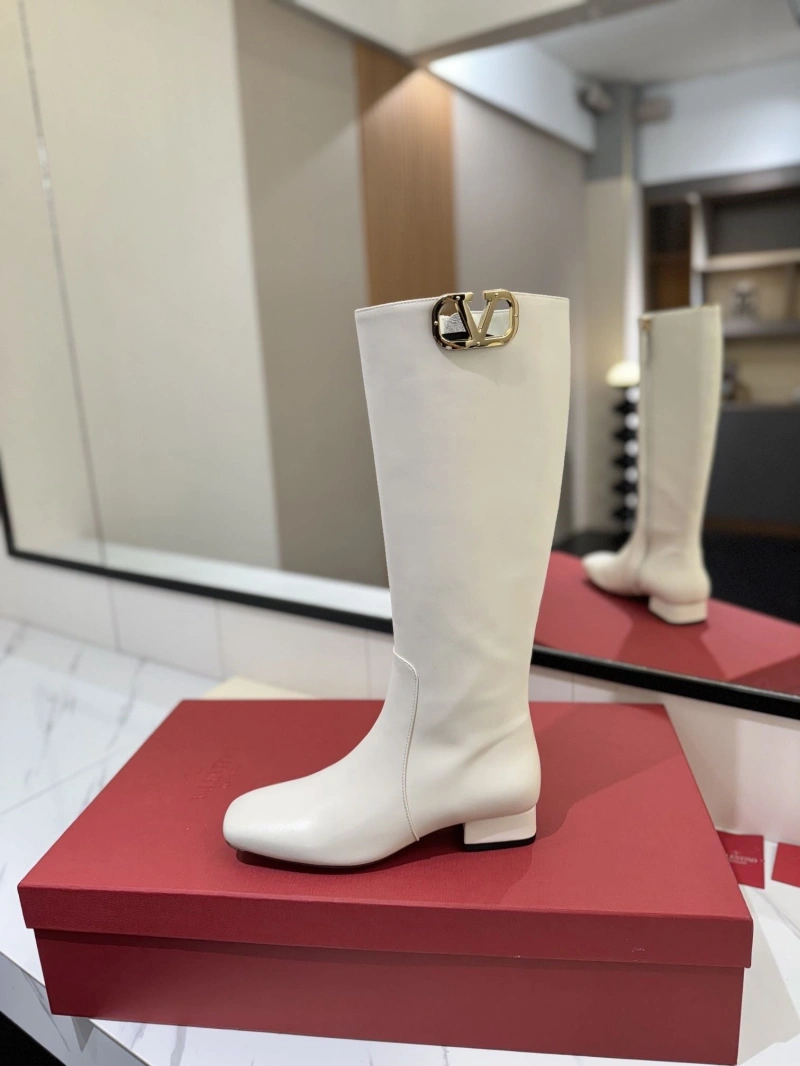 Versatile Vxlxntino Boots 230961