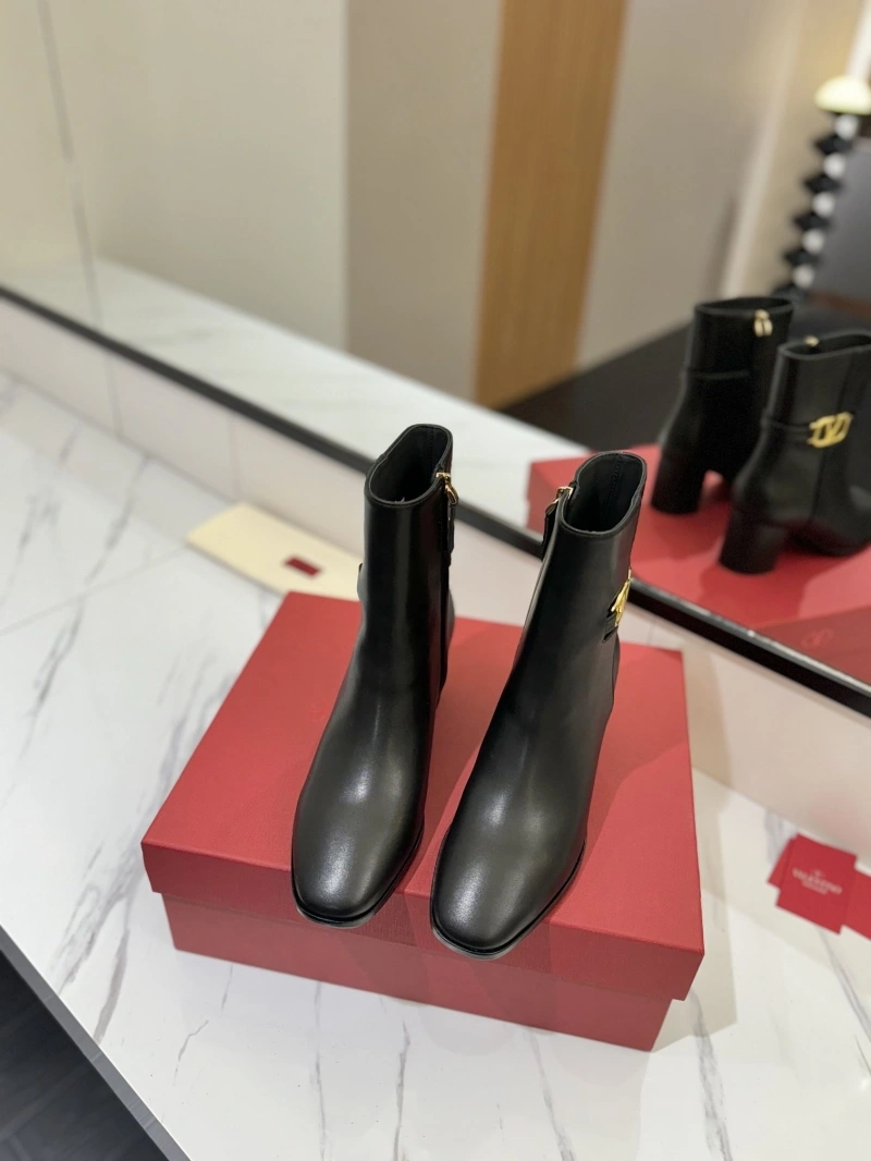 GoAnywhere Vxlxntino Boots 230932