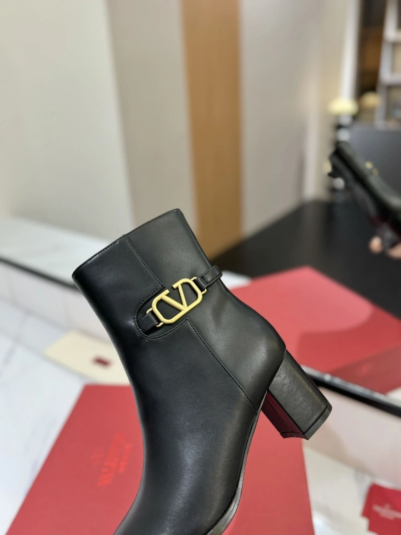 GoAnywhere Vxlxntino Boots 230932