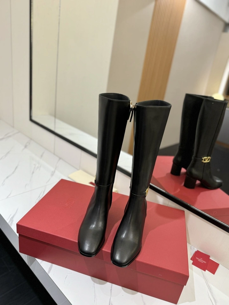 ModernLook Vxlxntino Boots 230948