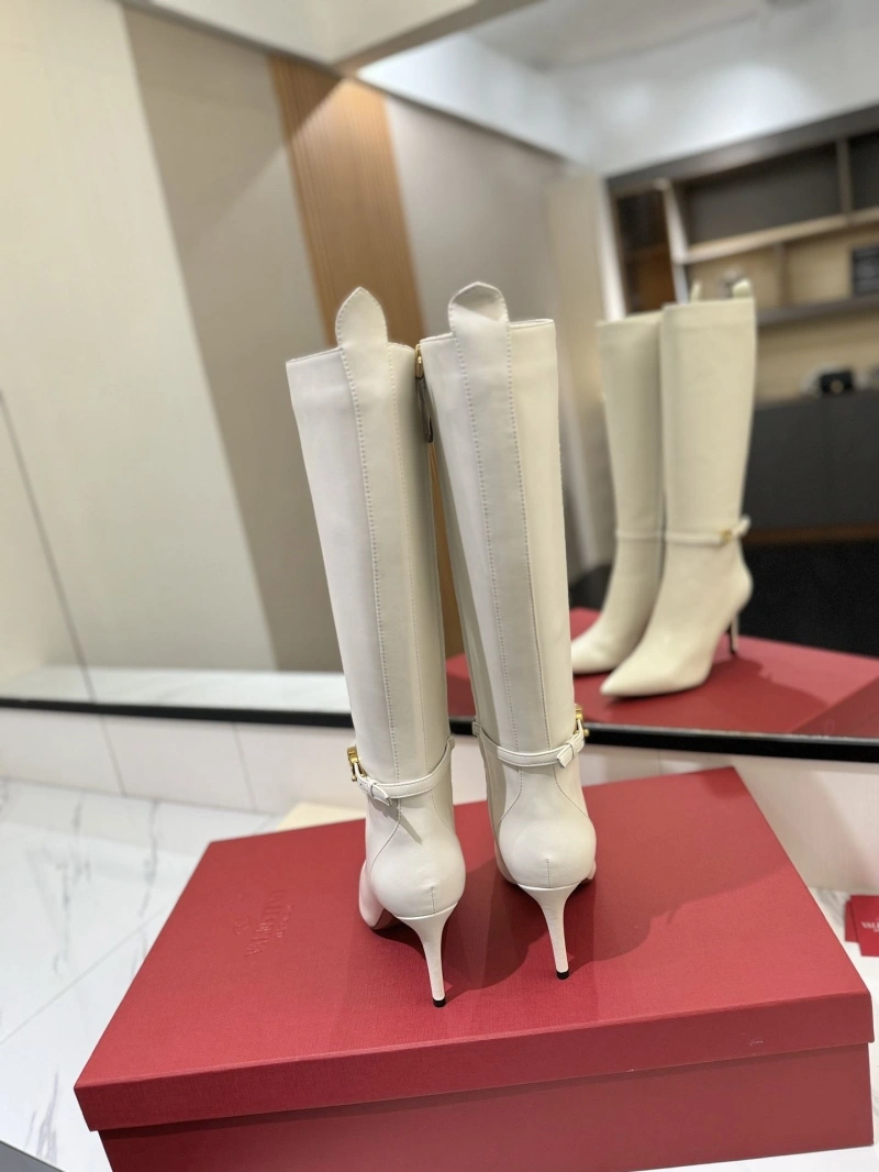 Unique Vxlxntino Boots 230917