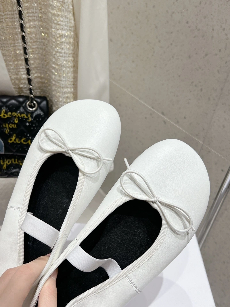 Fashionable Othxr flat shoes 214235