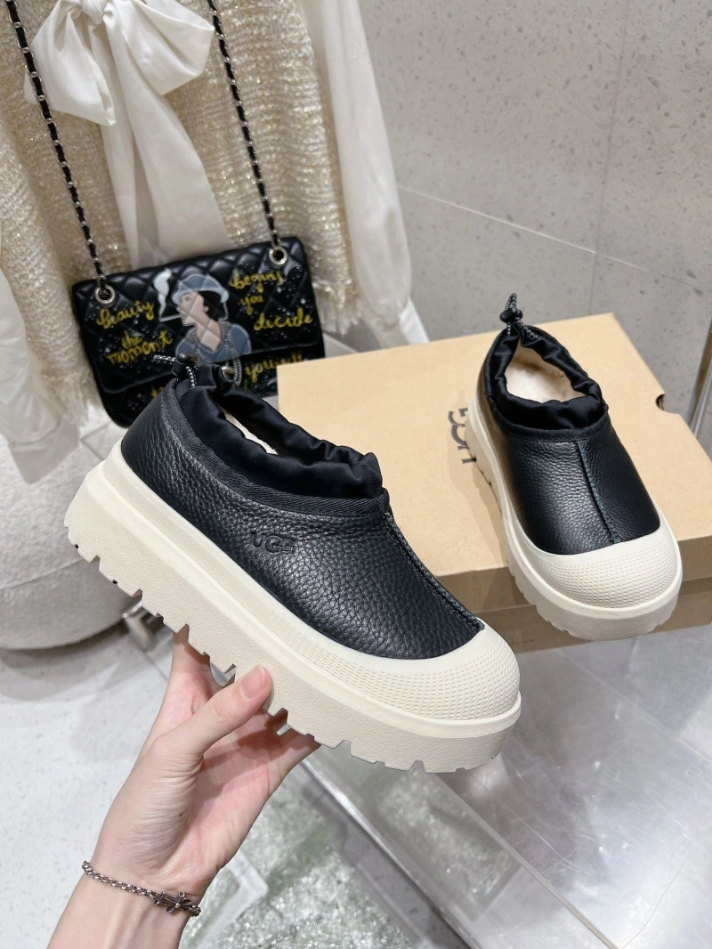 Trendsetting UGX Casual Shoes 227993
