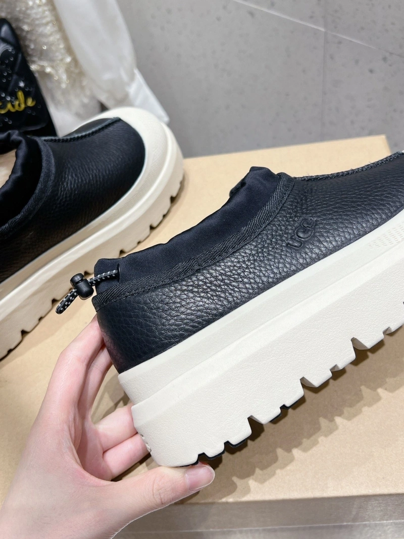 Trendsetting UGX Casual Shoes 227993