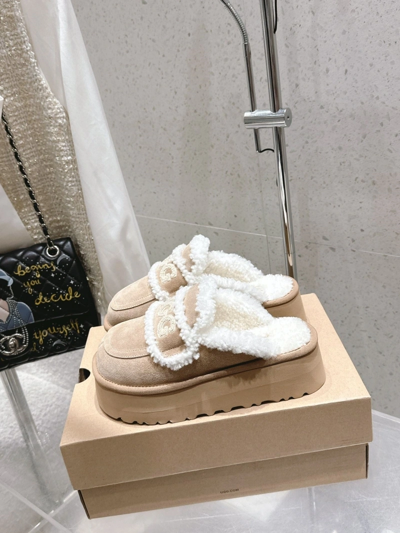 UGX Slippers ModernLook 227959