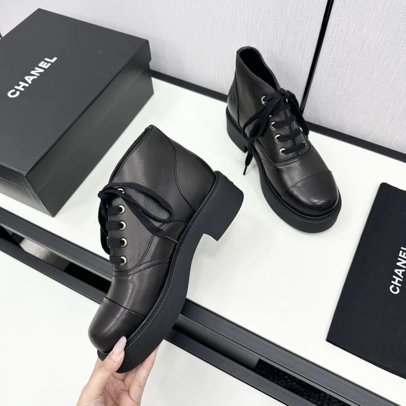 Resilient Chxnxl Boots 125753