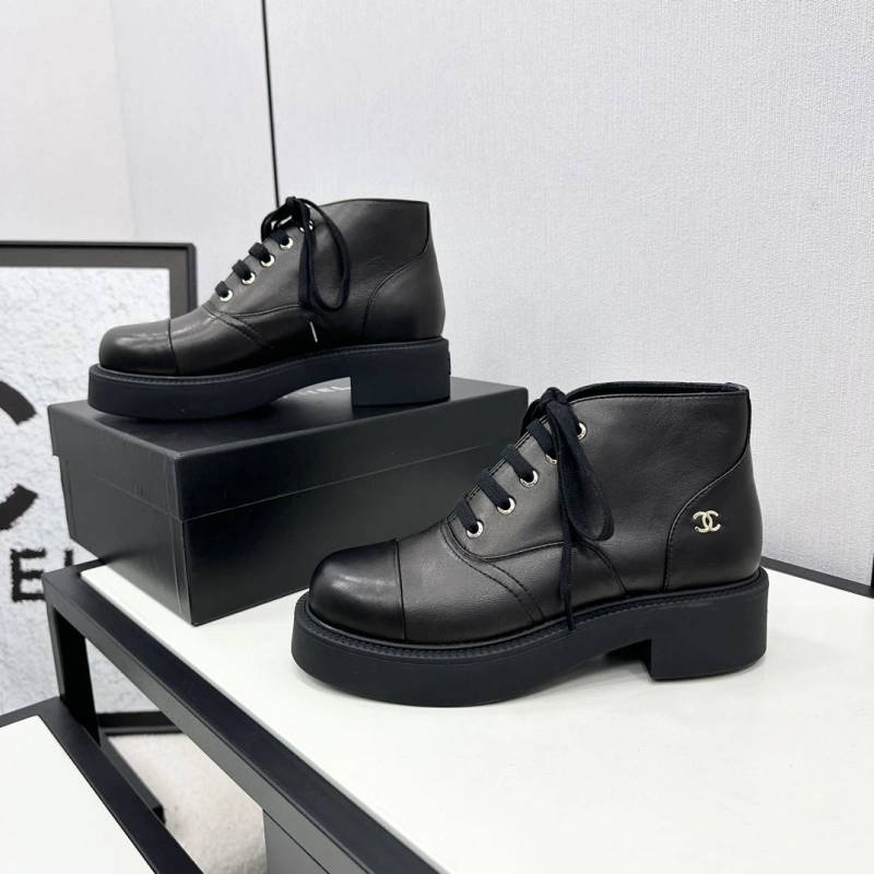 Resilient Chxnxl Boots 125753