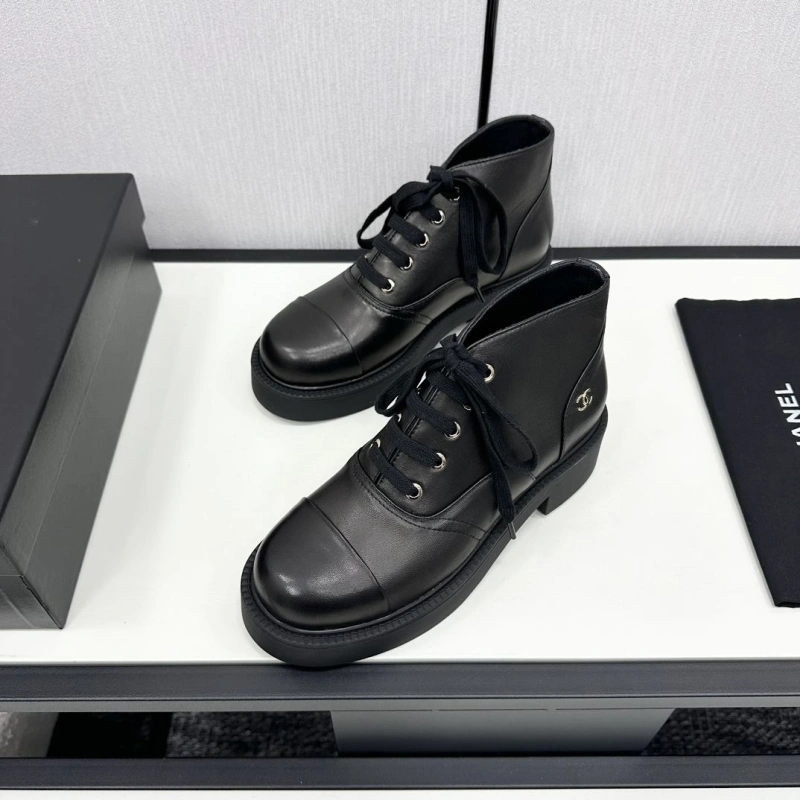 Resilient Chxnxl Boots 125753