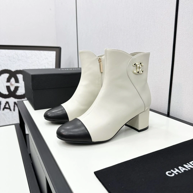ModernLook Chxnxl Boots 125746