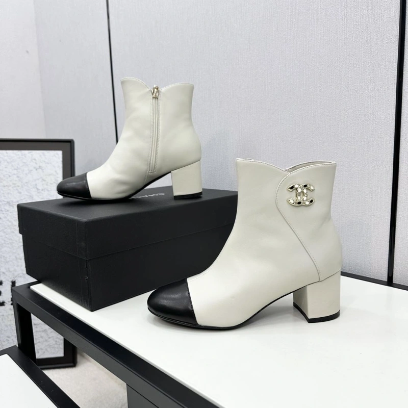 ModernLook Chxnxl Boots 125746