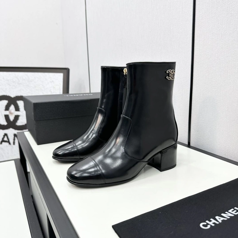 Refined Chxnxl Boots 125743