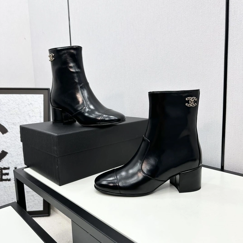 Refined Chxnxl Boots 125743