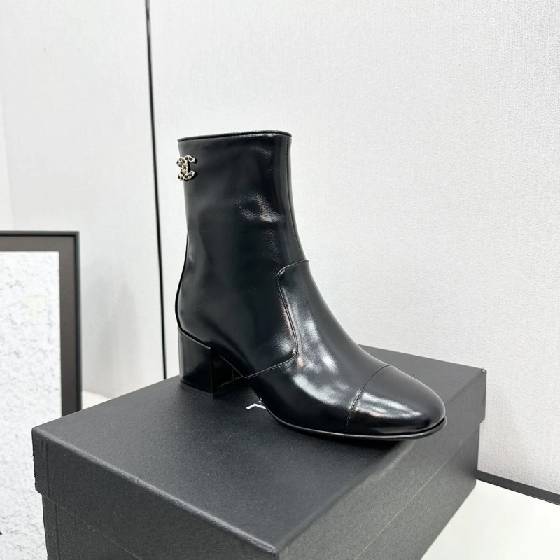 Refined Chxnxl Boots 125743
