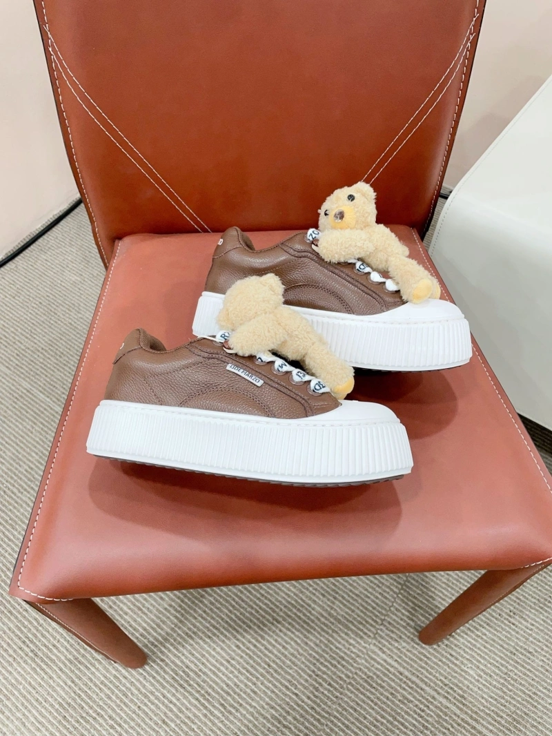AllSeason Othxr Sneakers 214069
