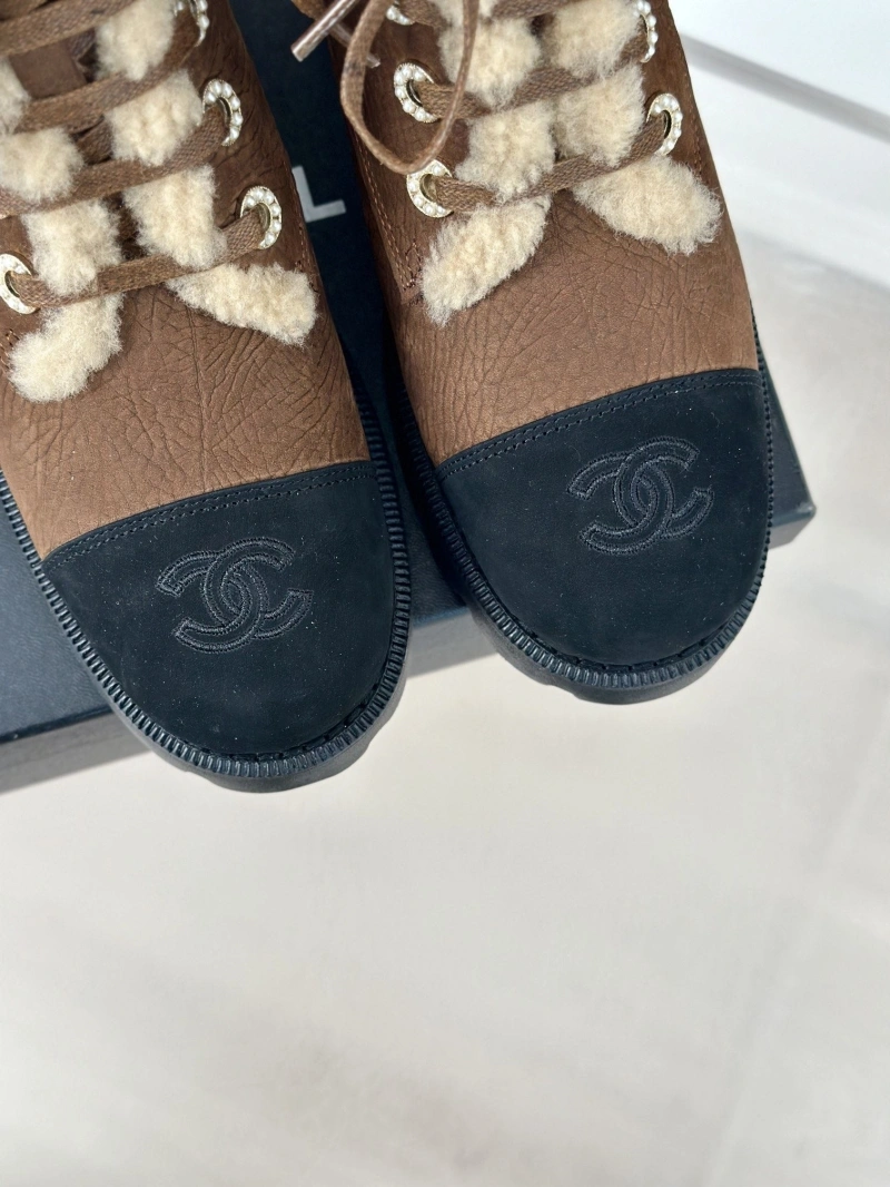 Classic Chxnxl Boots 125730