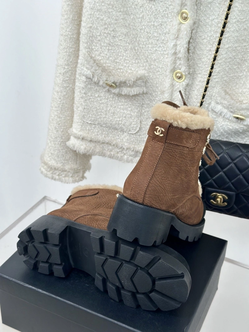 Classic Chxnxl Boots 125730