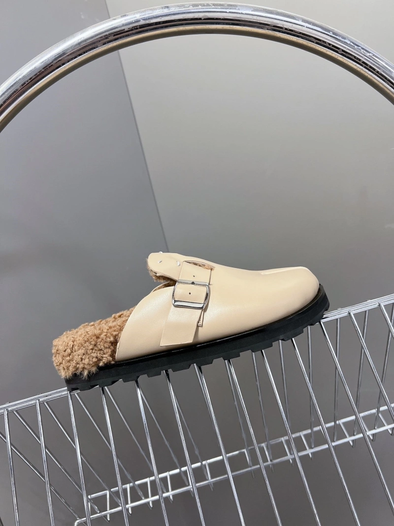Othxr Slippers Versatile 214152
