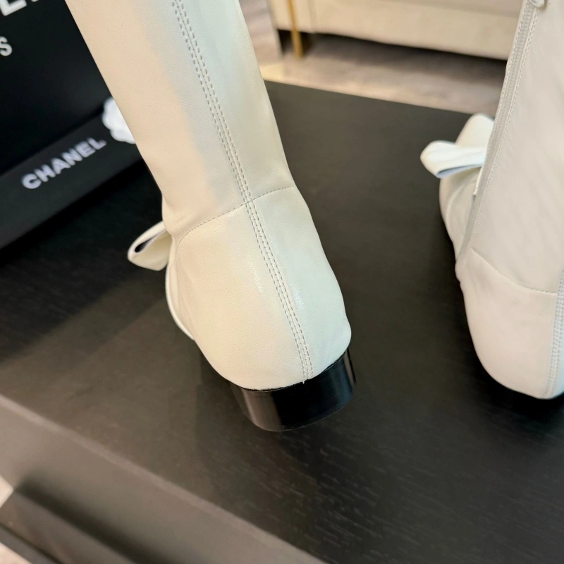 Efficient Chxnxl Boots 125725