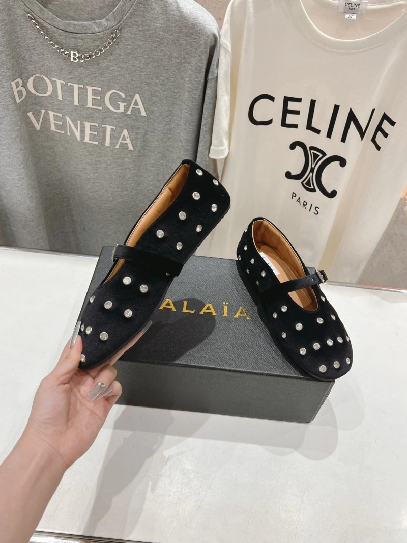 Classic Othxr flat shoes 214227