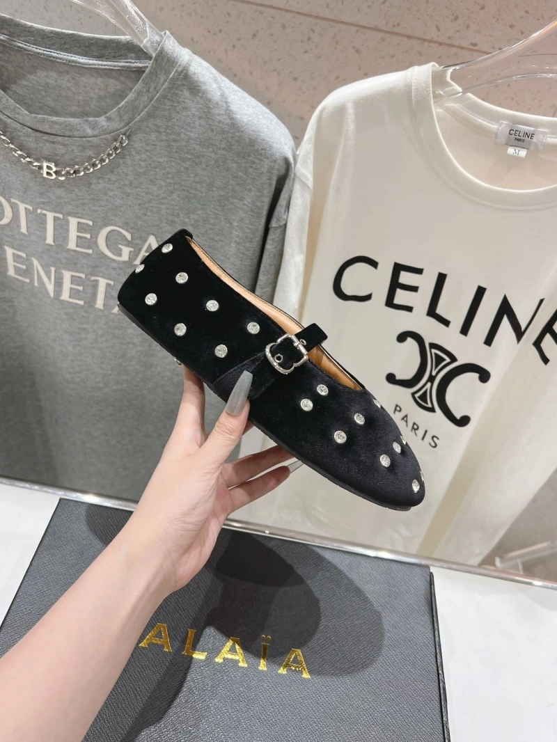 Classic Othxr flat shoes 214227