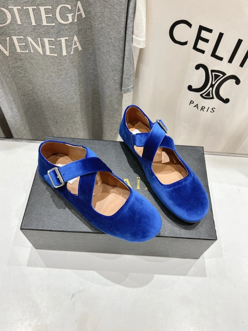 Sophisticated Othxr flat shoes 214220