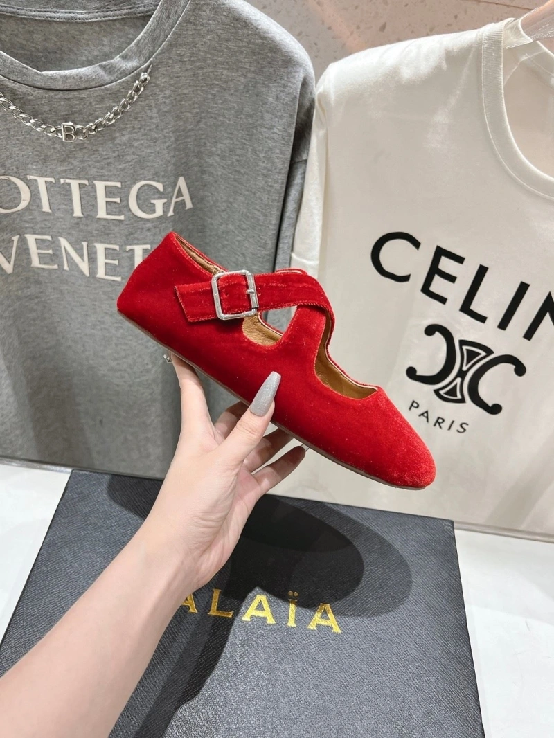 Minimalist Othxr flat shoes 214218