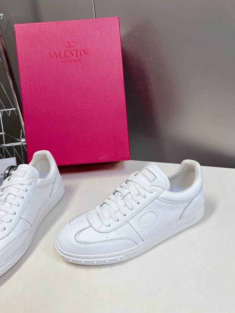 WellDesigned Vxlxntino Sneakers 230839