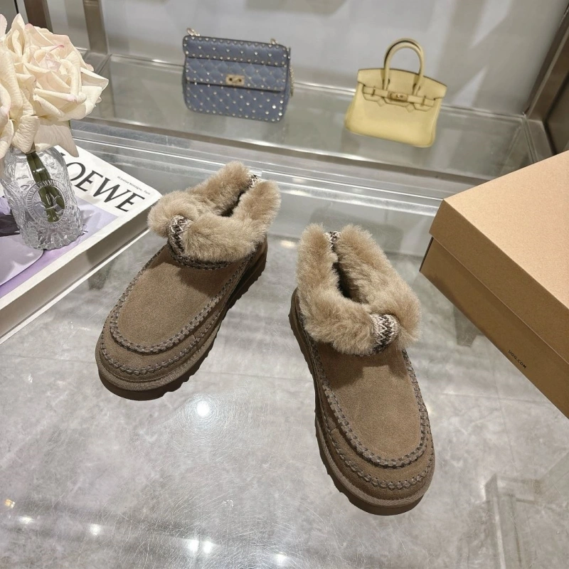 UGX Boots EyeCatching 227994