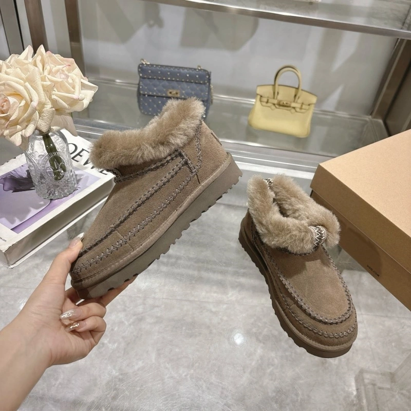 UGX Boots EyeCatching 227994