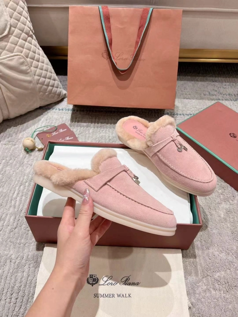 Elegant Othxr Slippers 214160