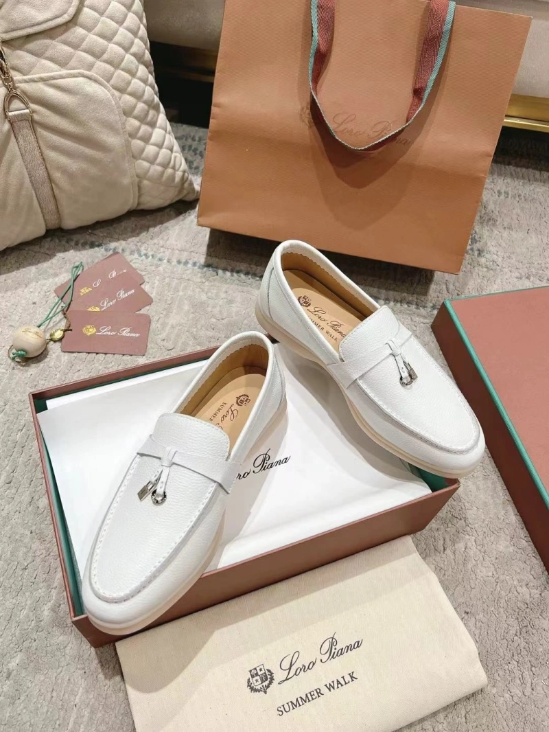 Versatile Othxr Sneakers 214030