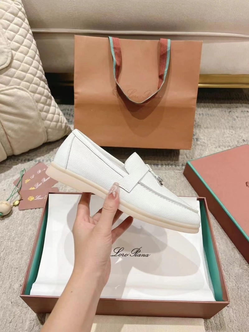 Versatile Othxr Sneakers 214030